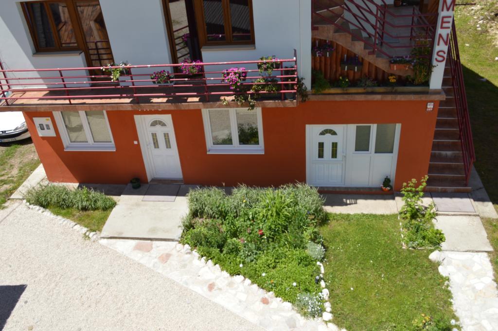 Apartmani Bozana Vojinovic Zabljak  Luaran gambar